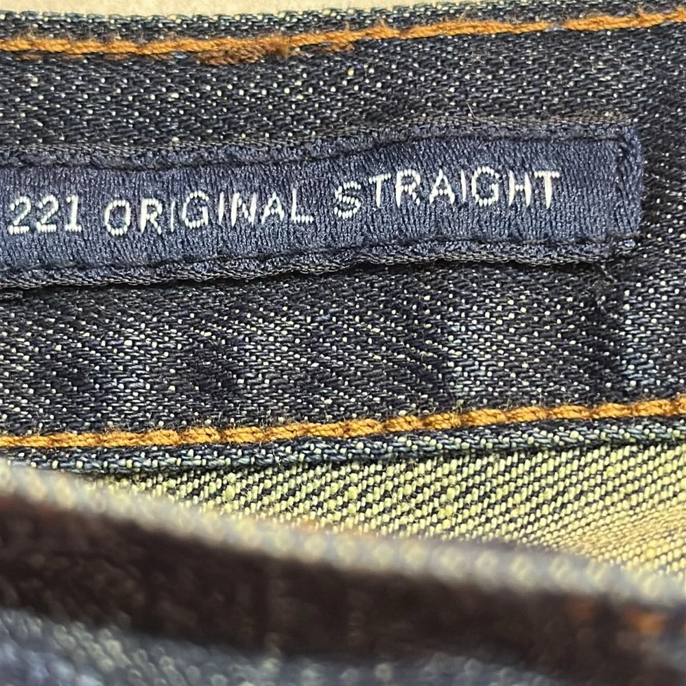 Lucky Brand 221 Original Straight Five Pocket Darkwash Jeans Whiskering 40W 30L